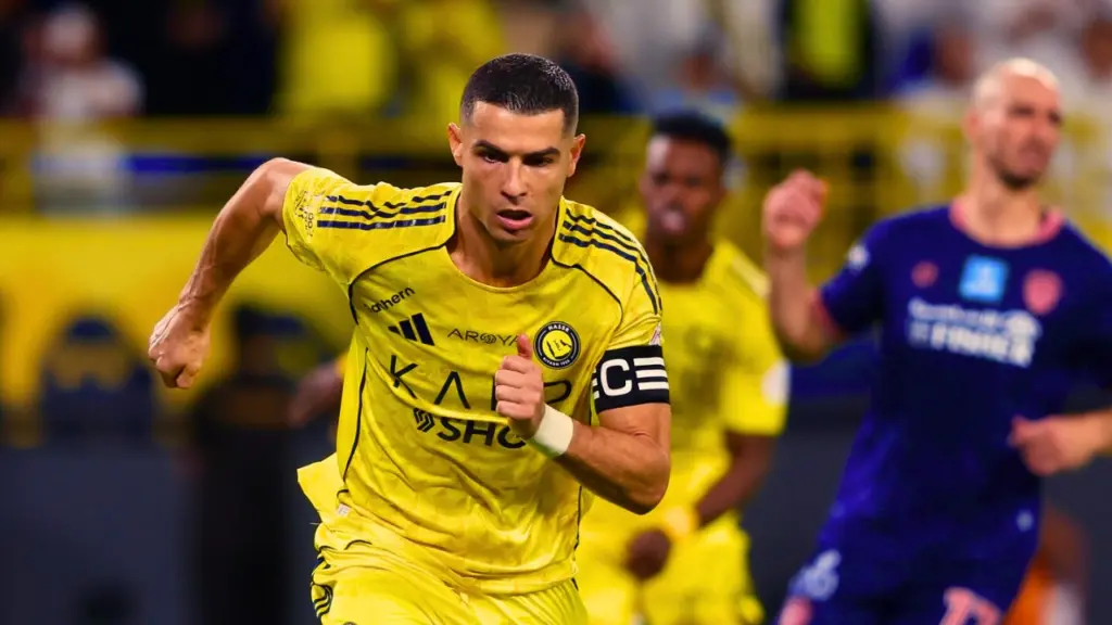 Príncipe cutuca elenco da liga saudita e coloca Ronaldo num pedestal solitário