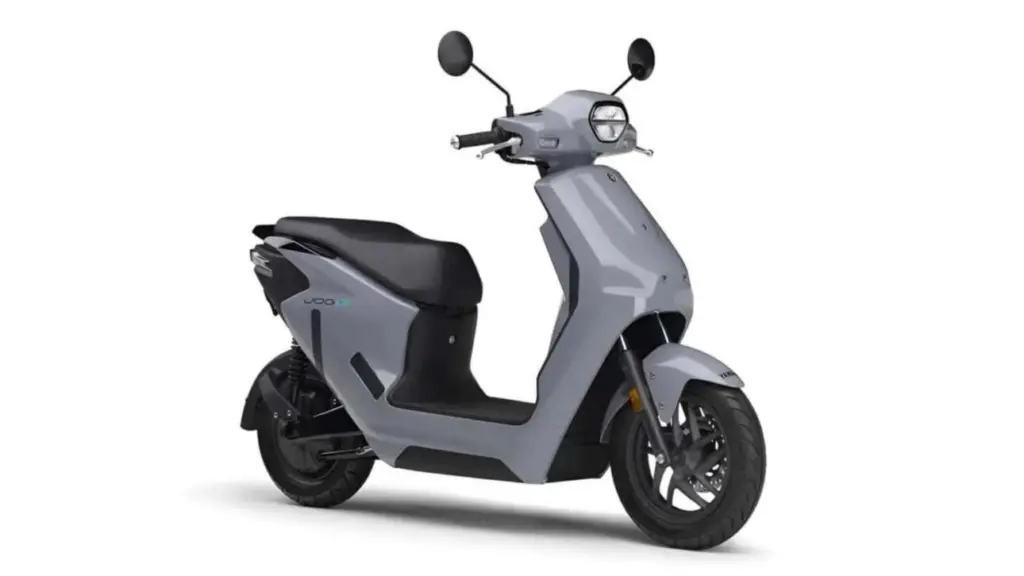 Yamaha lança nova scooter elétrica Jog E usando bateria da rival Honda em parceria inédita no Japão
